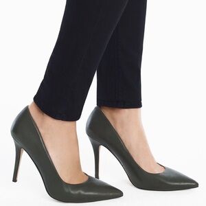 WHBM | Sergeant Green Pumps Size 6.5